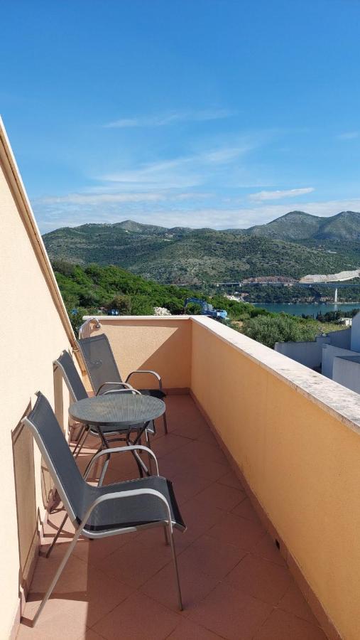 Apartment Lati Dubrovnik Bagian luar foto